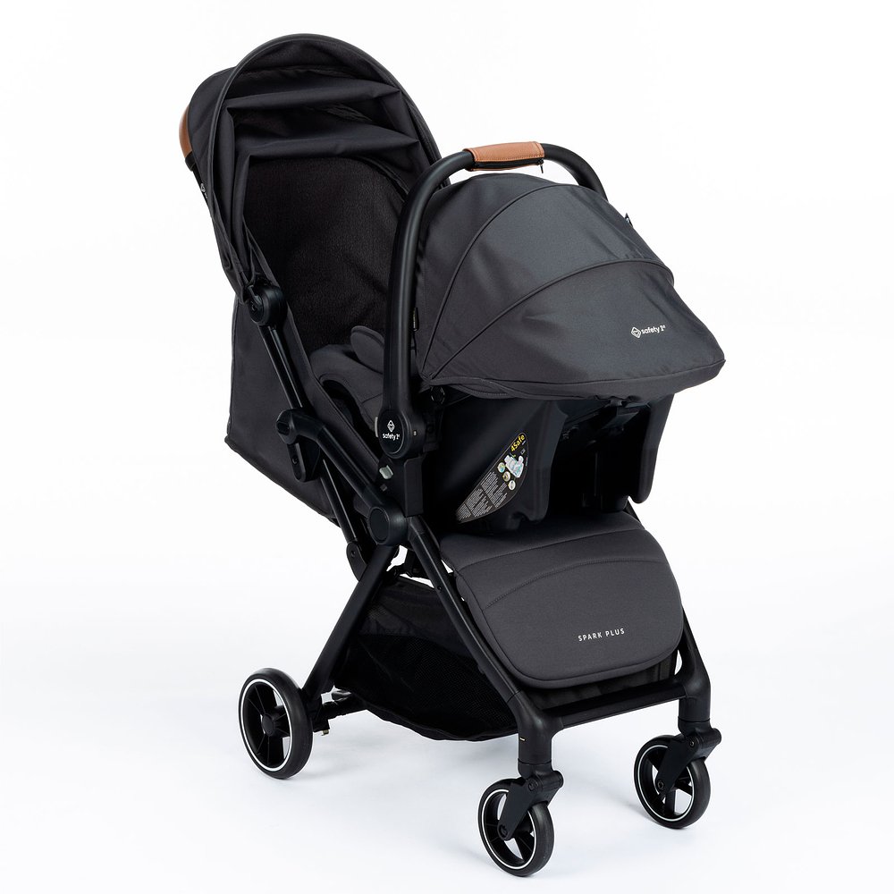 053_c-travelsystem-sparkplus-blackgraphite-safety1st-0035-bebeconforto-diagonaldireita-still.jpg